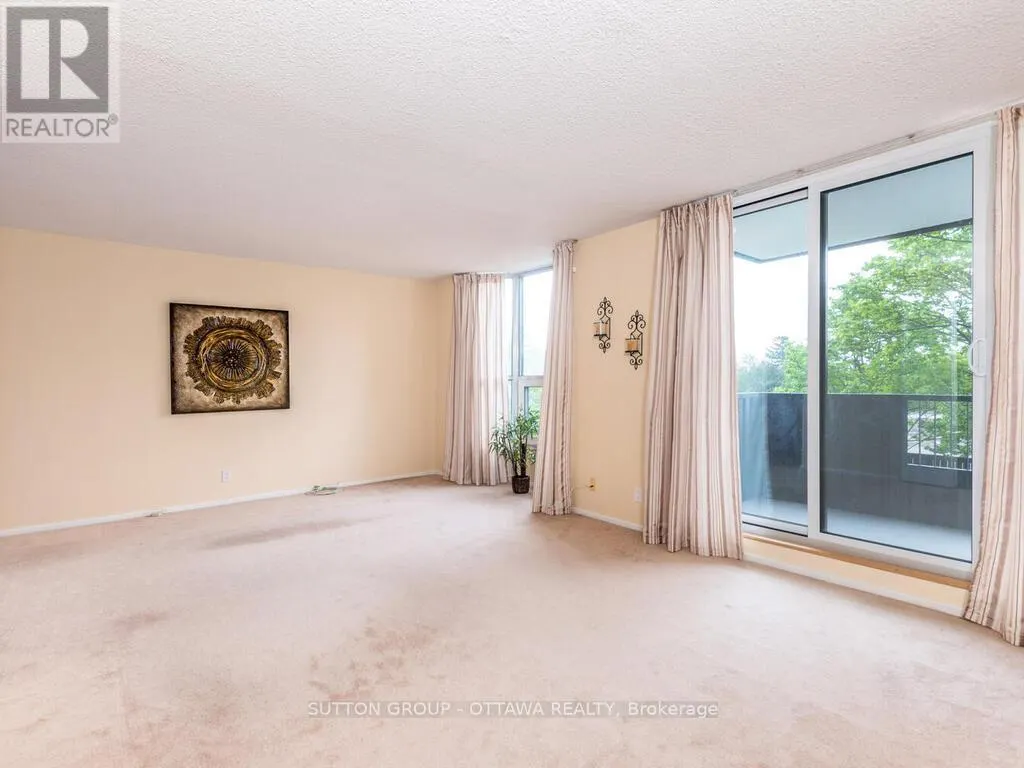 203 - 2951 RIVERSIDE DRIVE