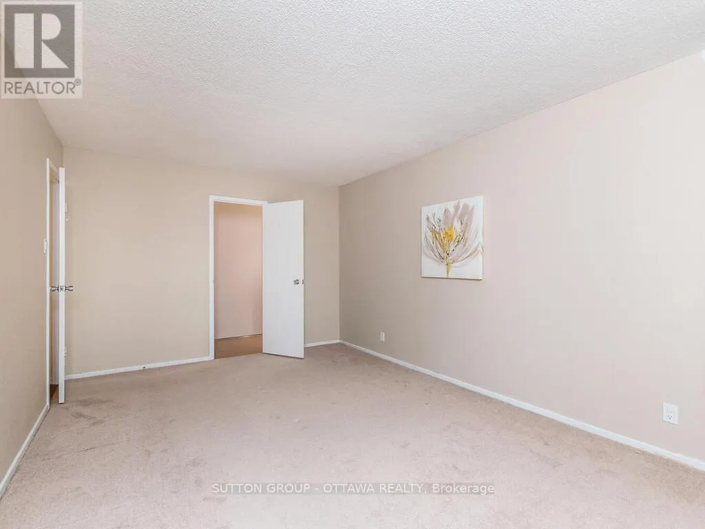 203 - 2951 RIVERSIDE DRIVE