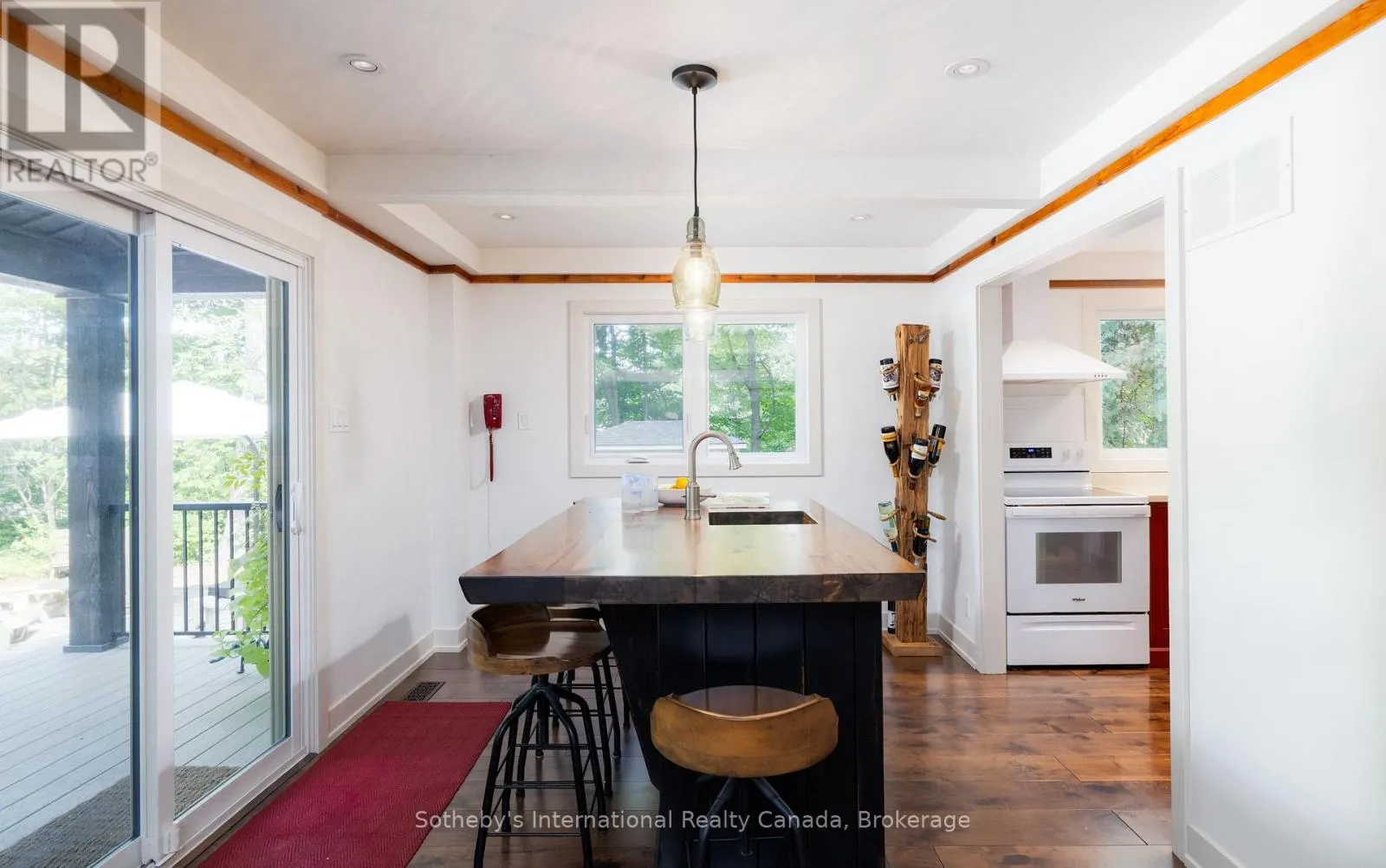 131 KITZBUHL CRESCENT