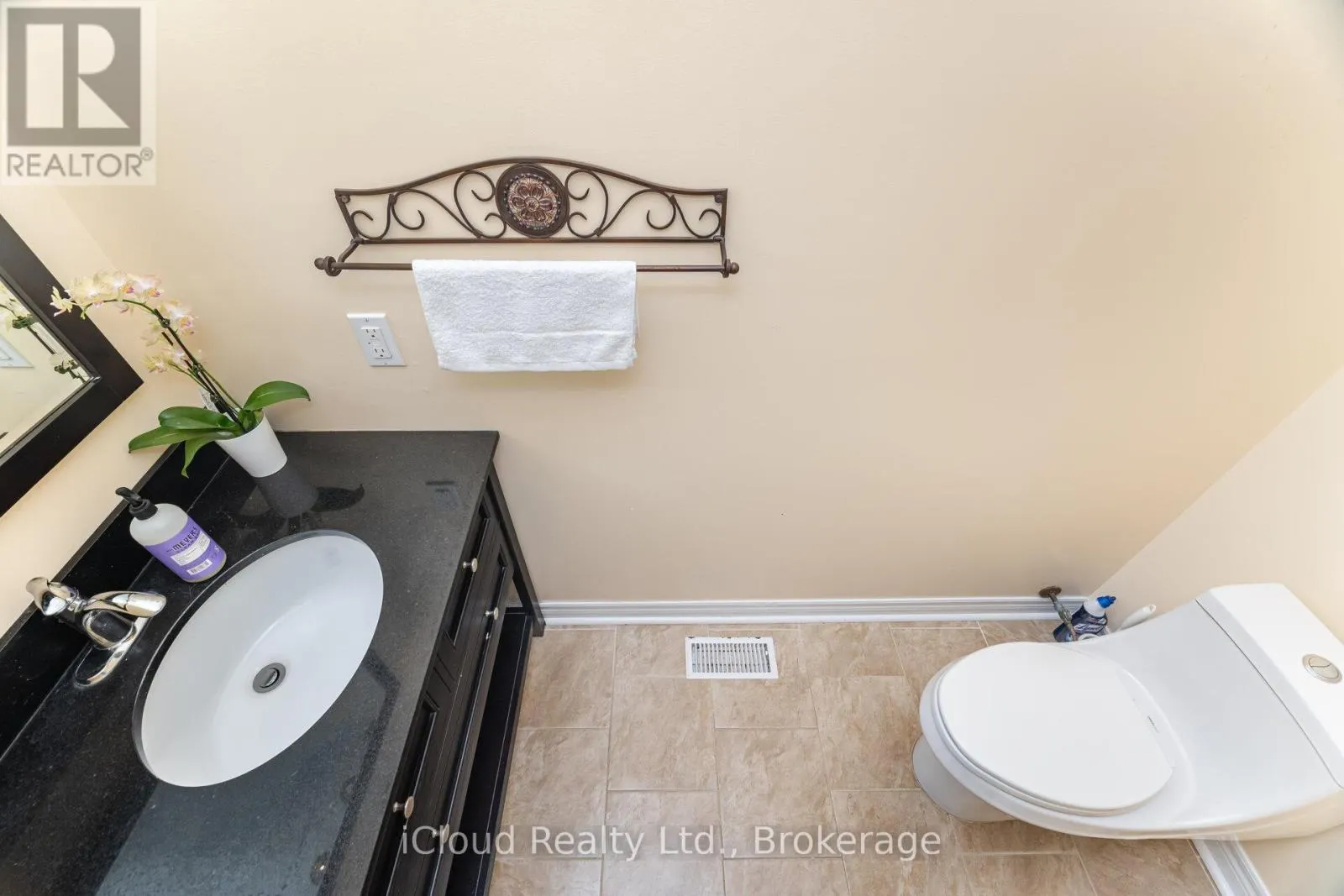 346195 15TH SIDE ROAD