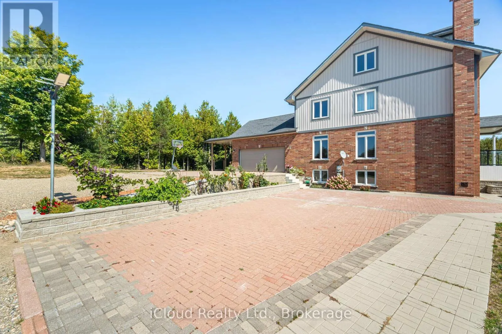 346195 15TH SIDE ROAD