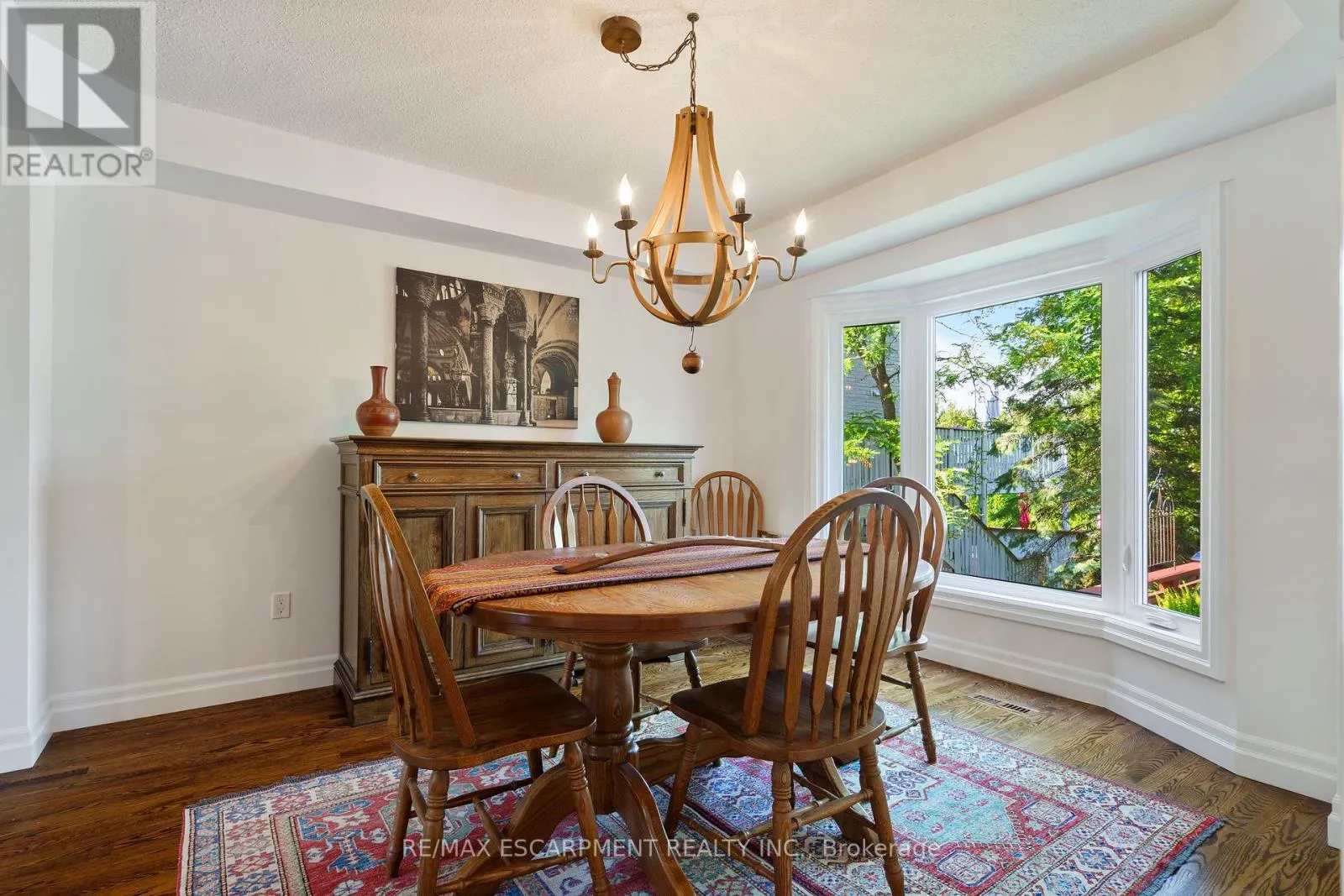 3 MAPLEHURST RIDGE