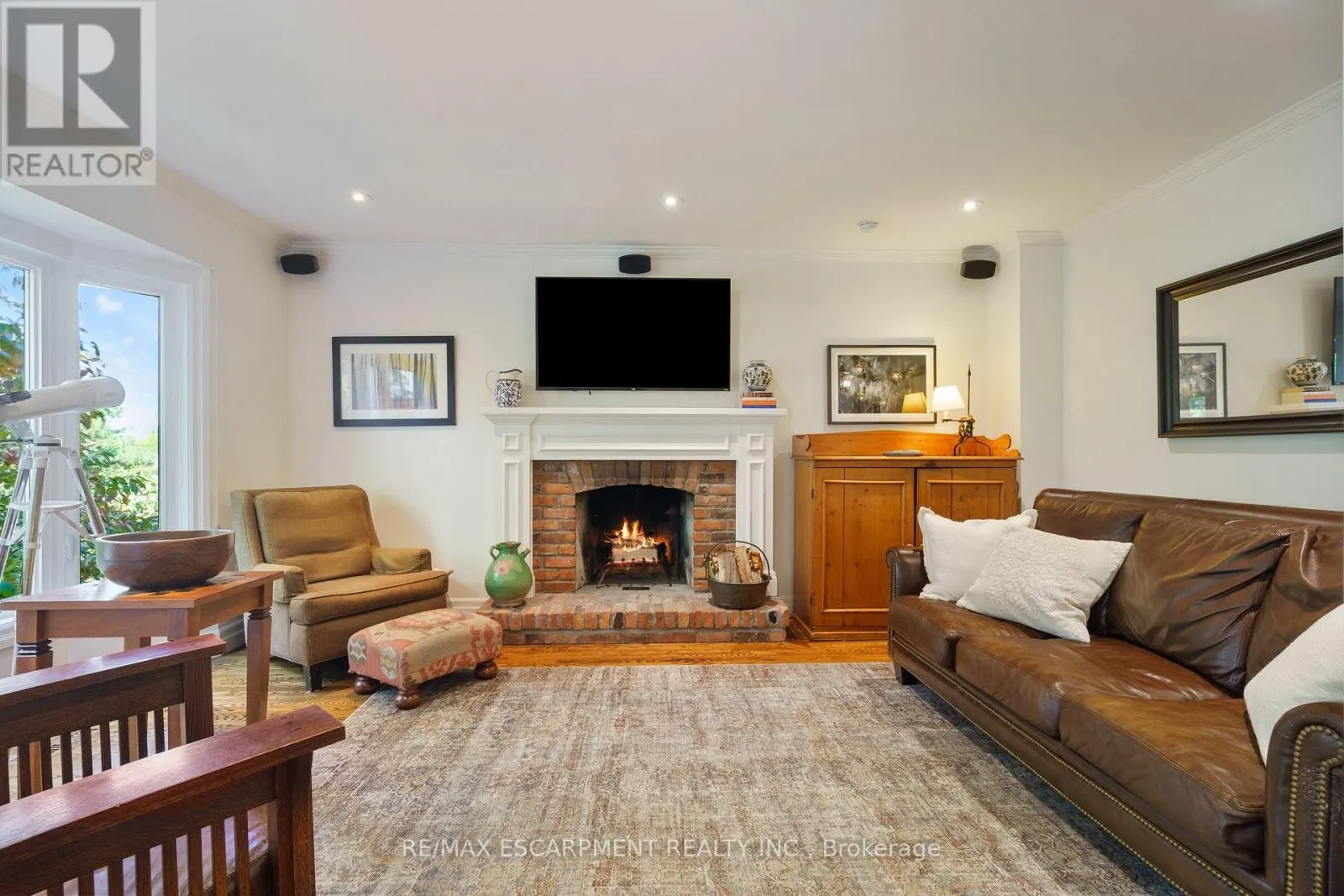 3 MAPLEHURST RIDGE