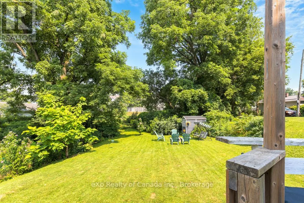 9 OAKWOOD AVENUE
