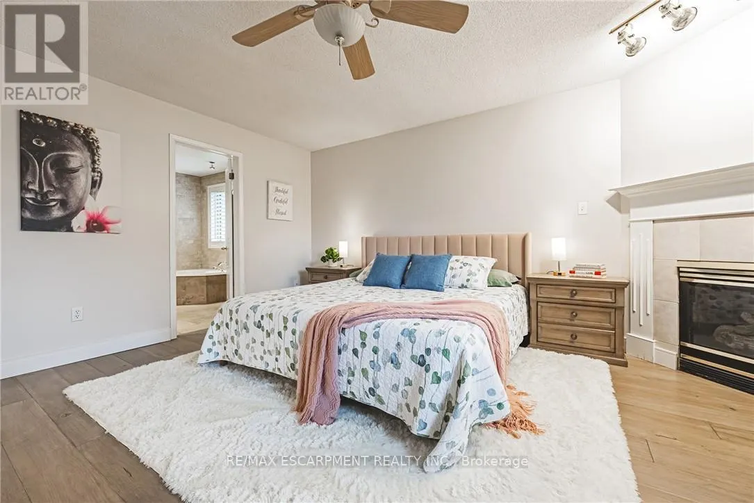 6 WINDMILL PLACE