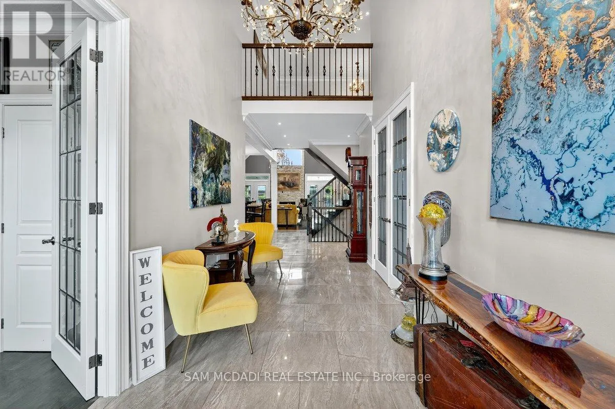 85 HILLCROFT DRIVE