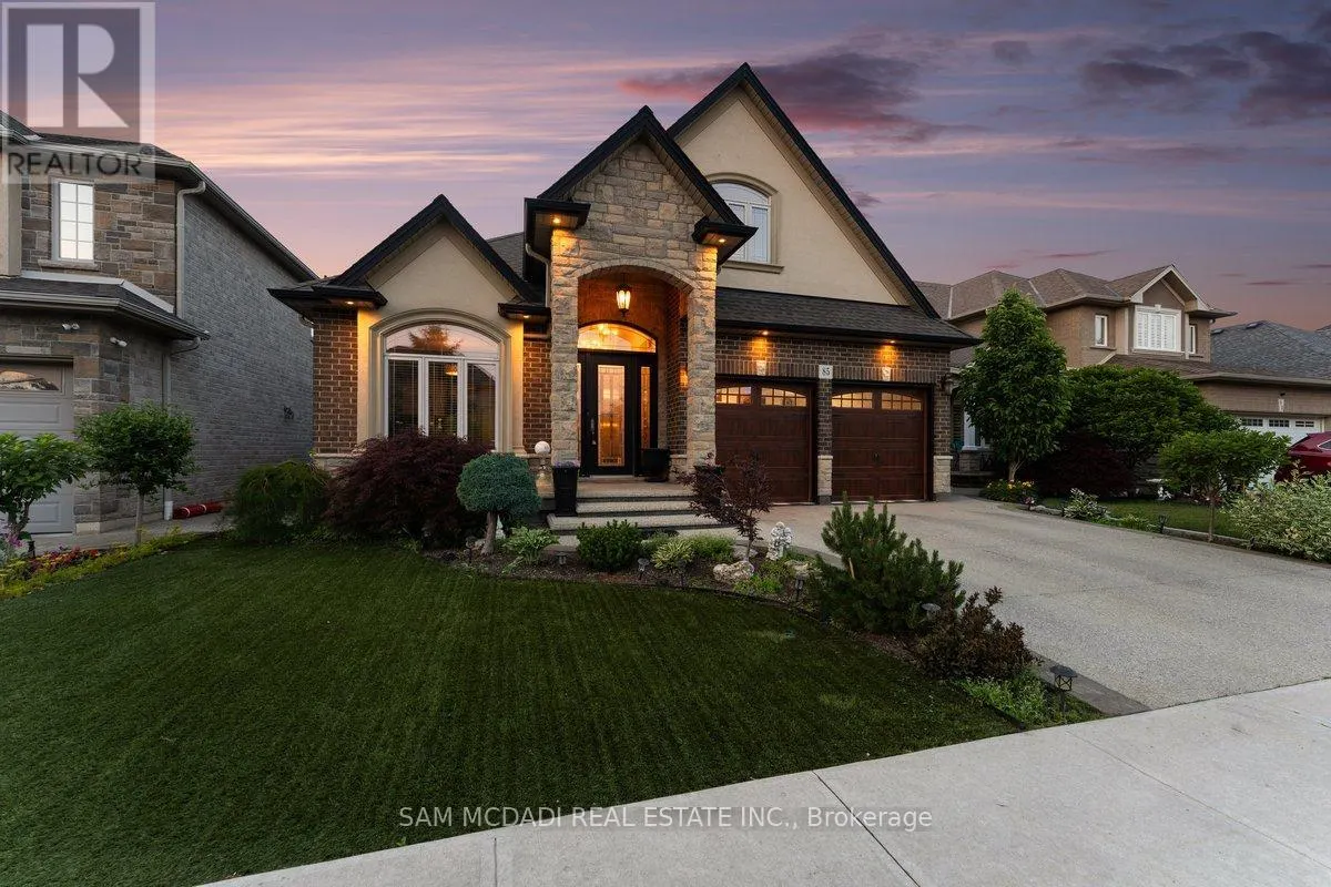85 HILLCROFT DRIVE