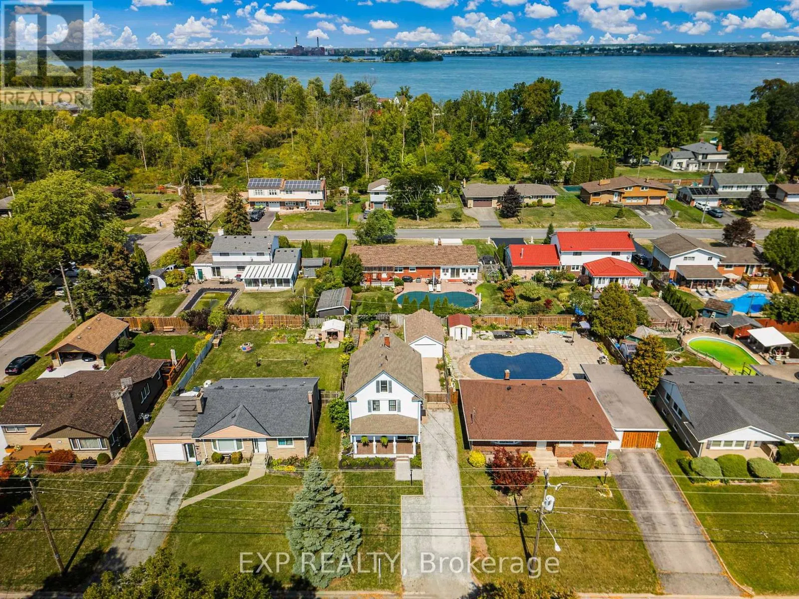 246 BOWEN ROAD