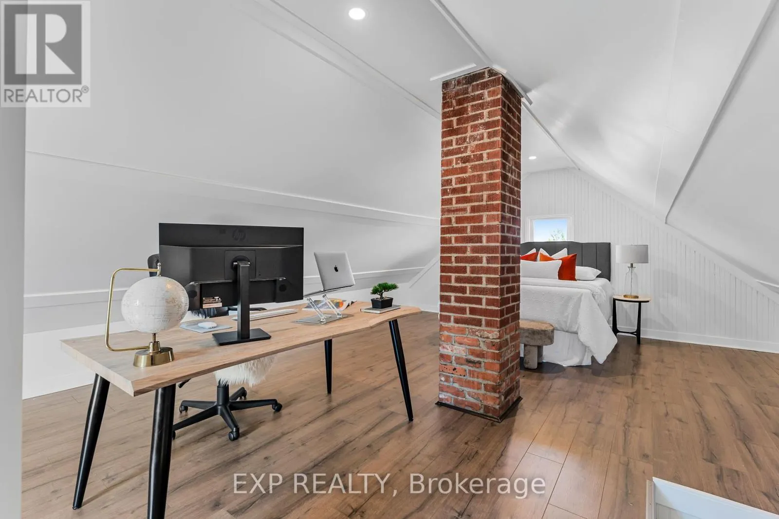 246 BOWEN ROAD