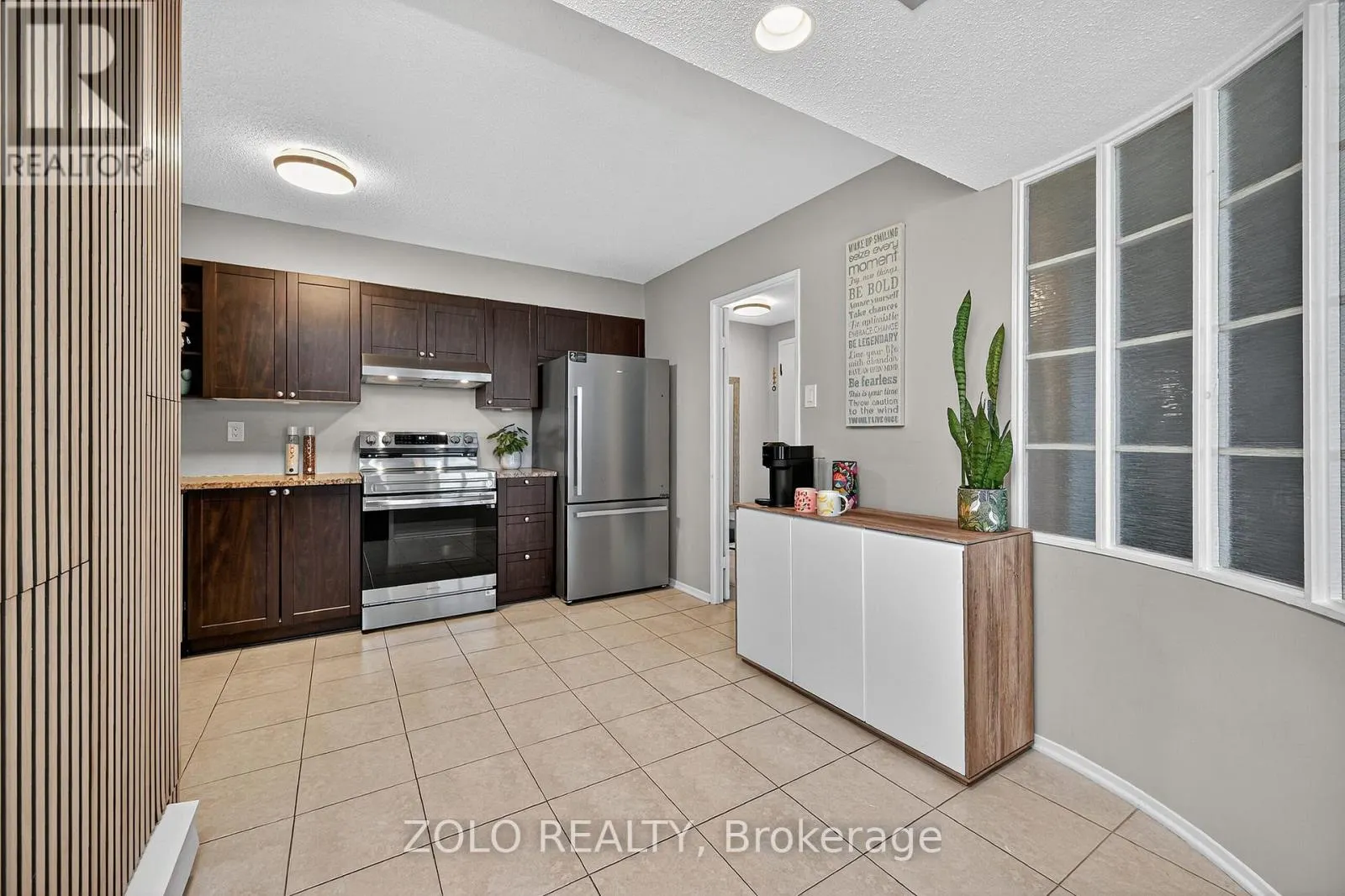 501 - 50 EMMERSON AVENUE