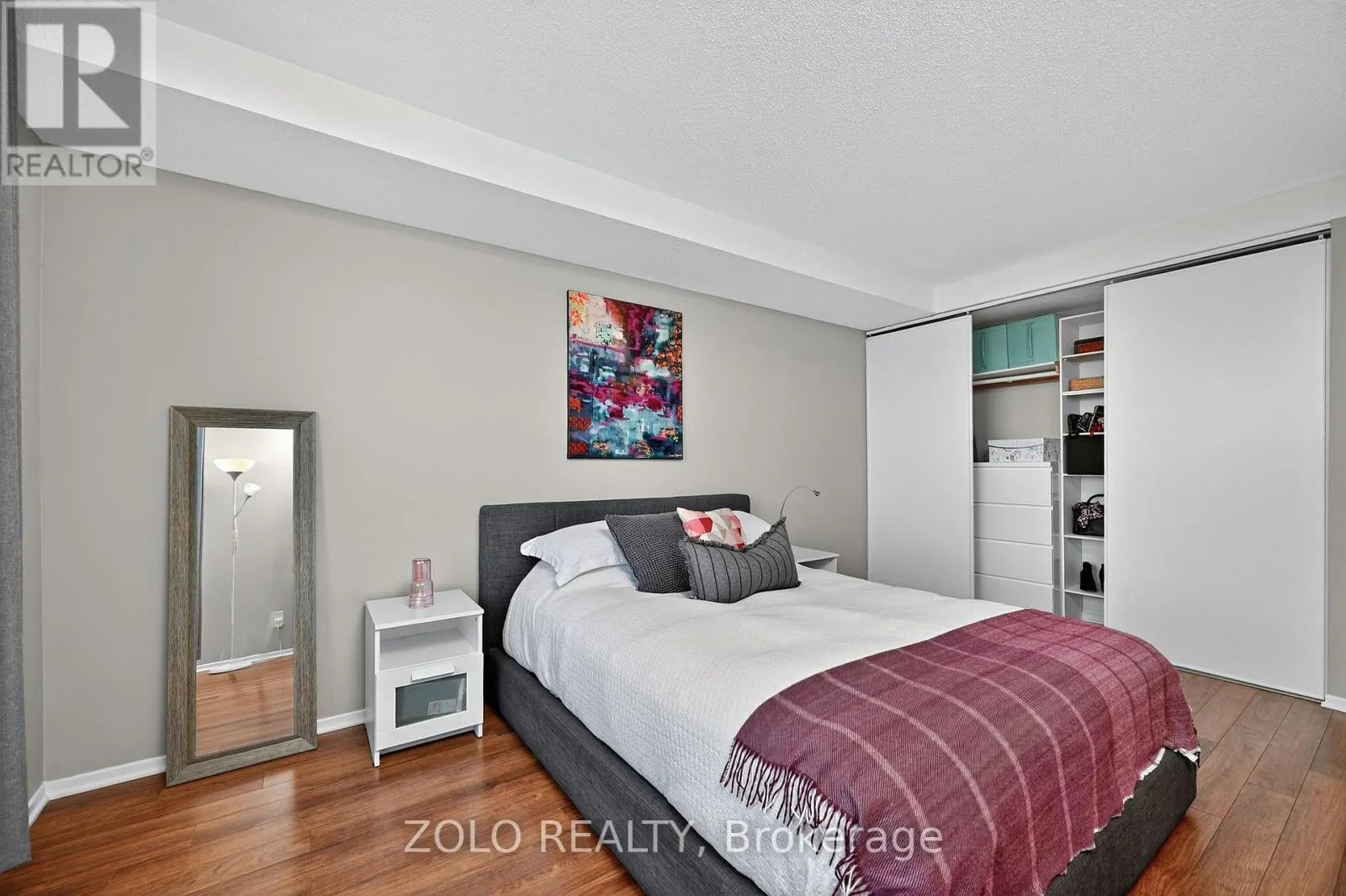 501 - 50 EMMERSON AVENUE