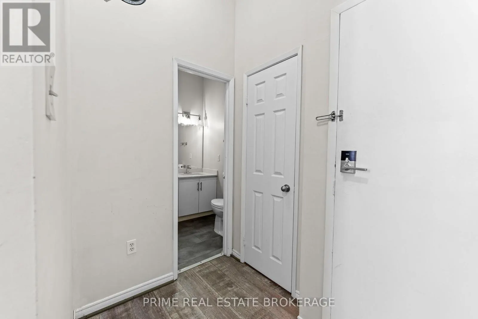 UNIT 4 - 366 RICHMOND STREET, #Unit 4