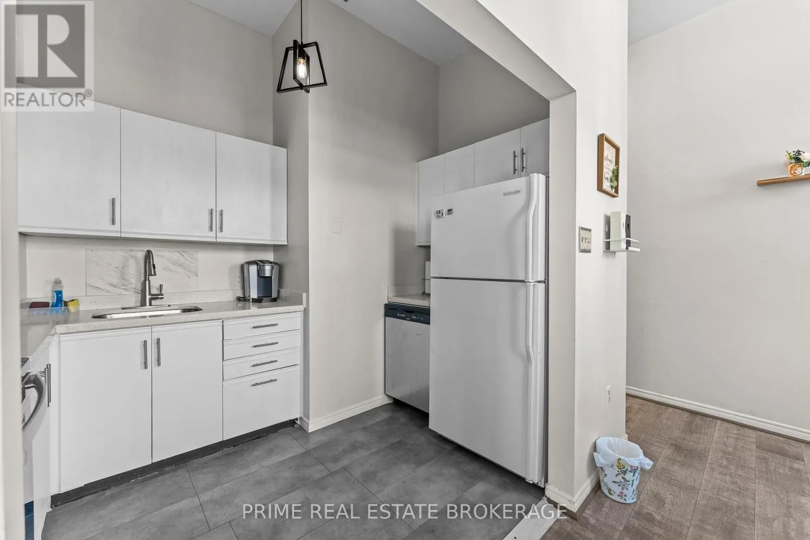 UNIT 4 - 366 RICHMOND STREET, #Unit 4