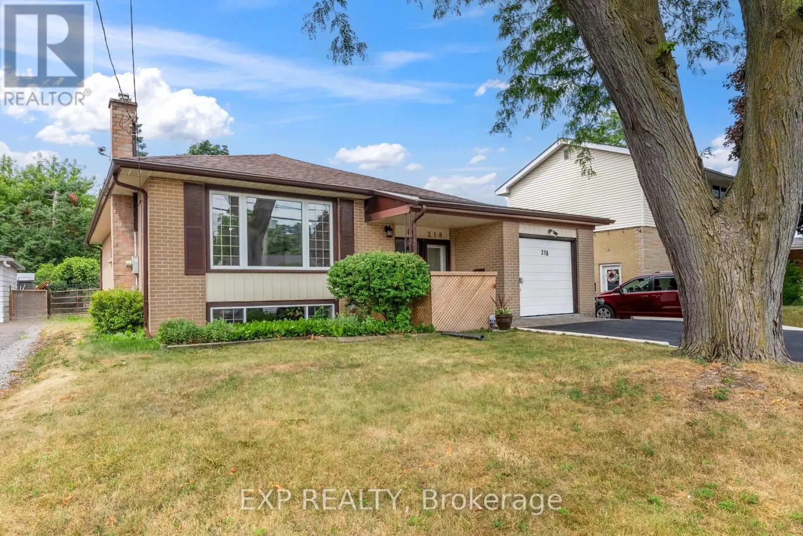218 FARLEY AVENUE
