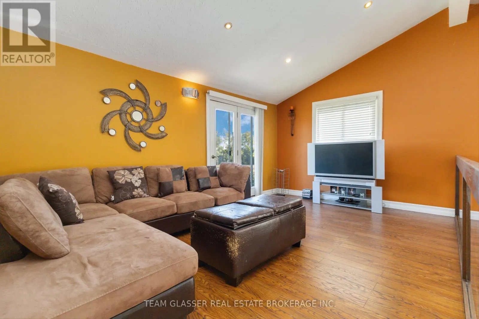 6571 CARROLL DRIVE