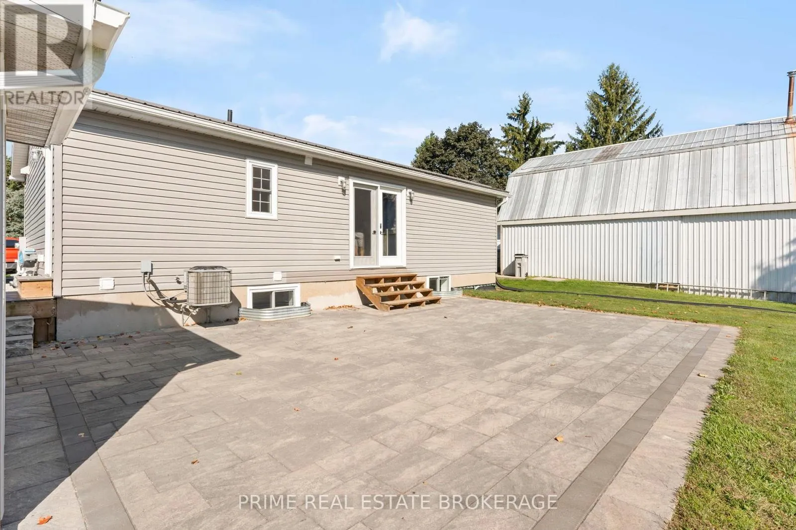 28346 CENTRE ROAD