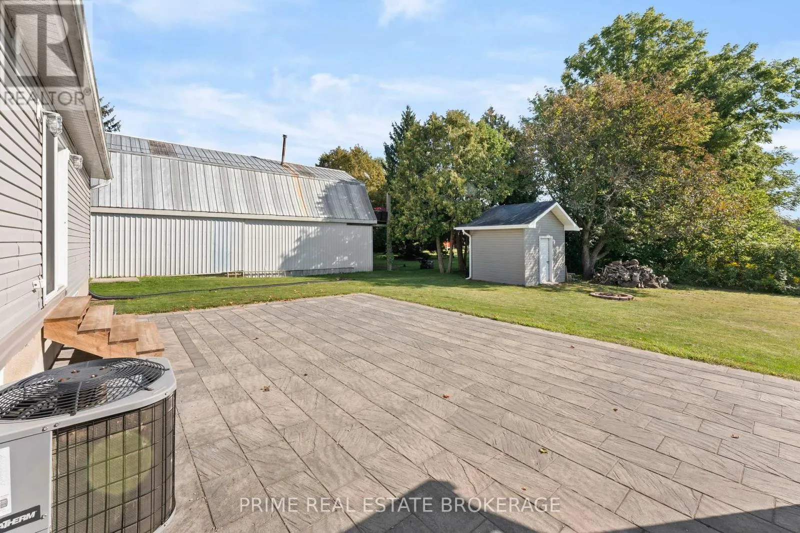 28346 CENTRE ROAD