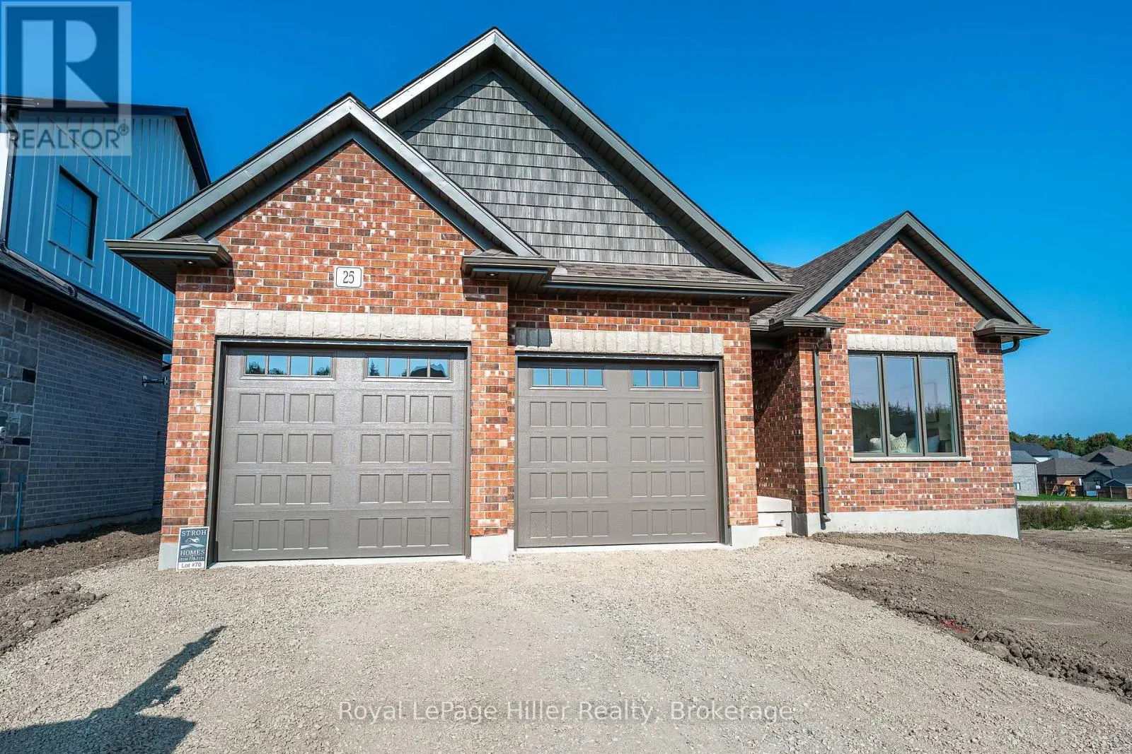 25 AVERY PLACE