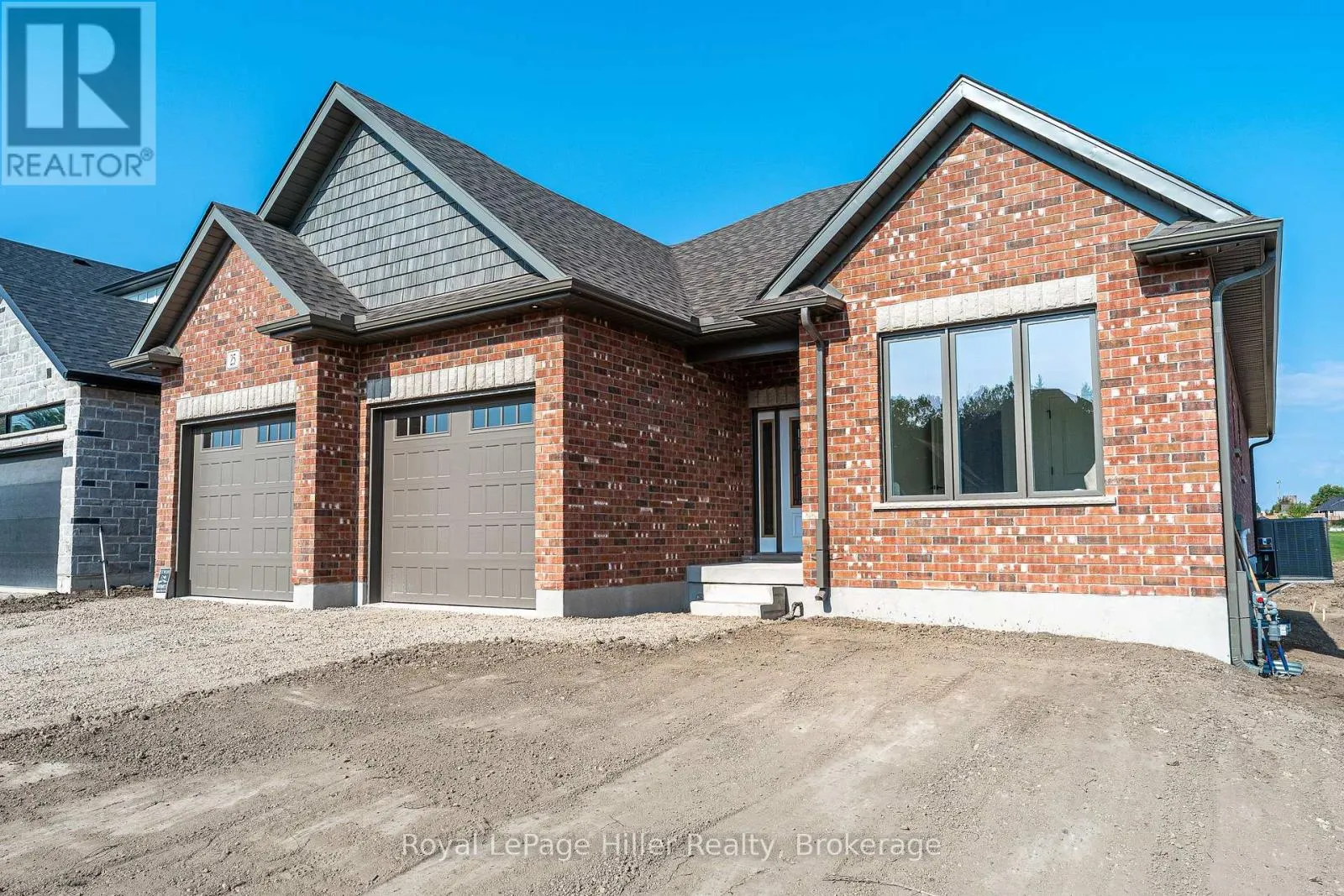 25 AVERY PLACE