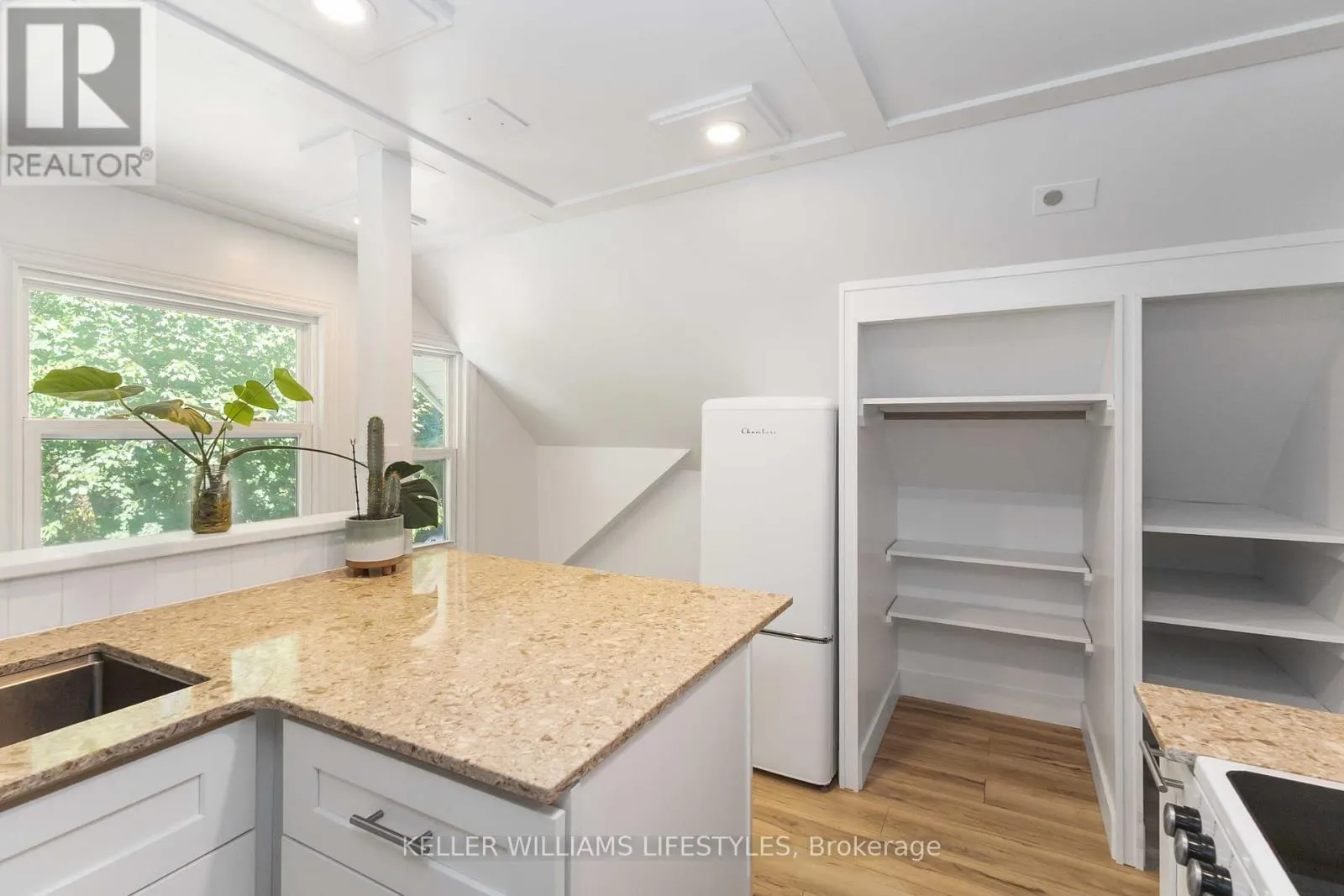 UPPER - 7 CUMMINGS AVENUE, #Upper