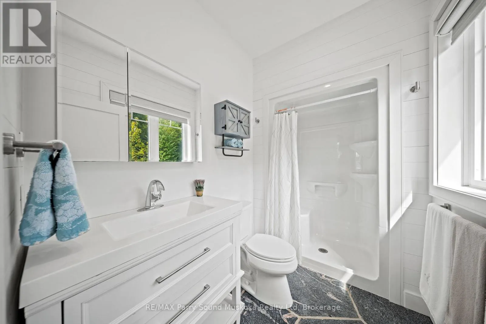 41 SUNSET COVE ROAD