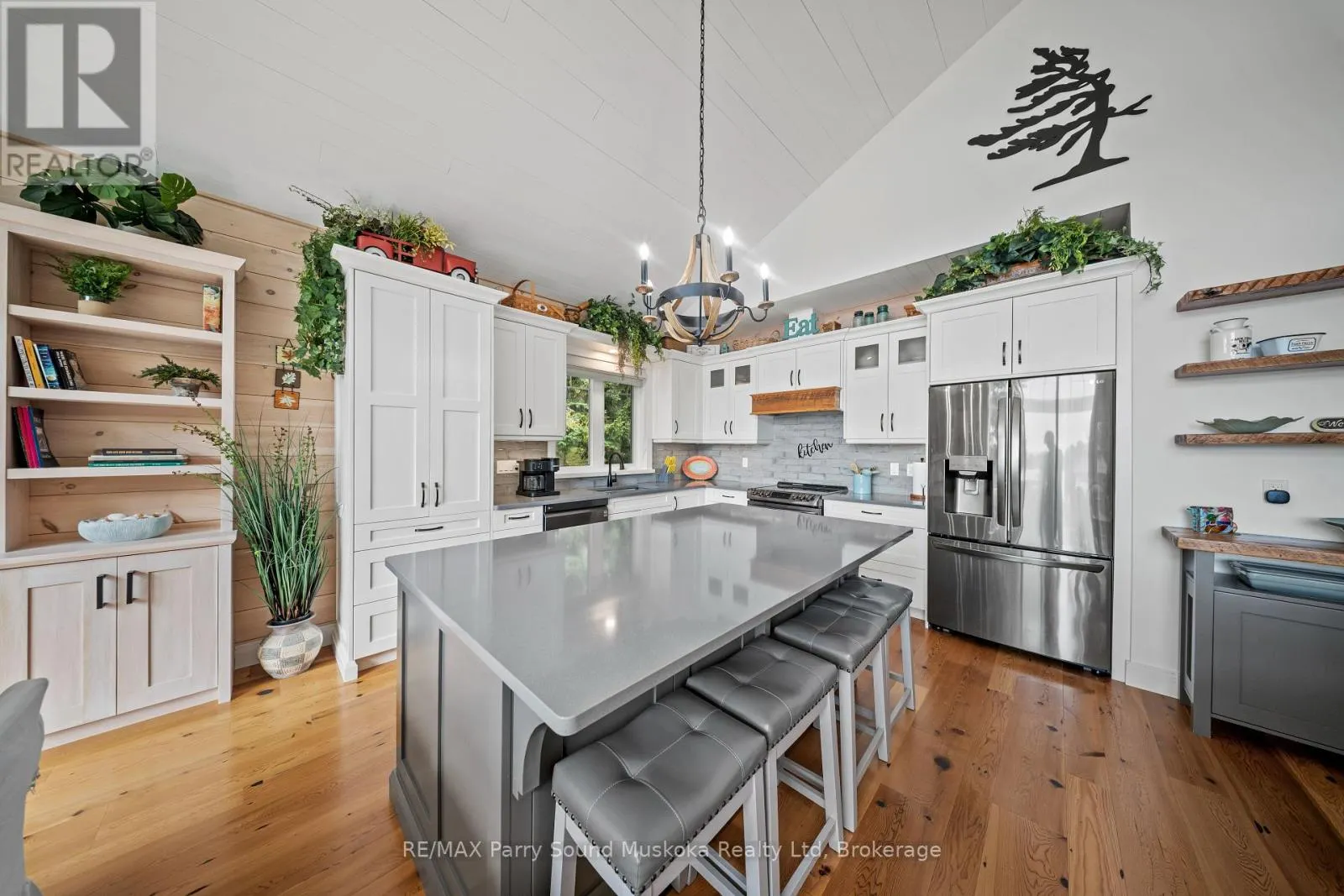 41 SUNSET COVE ROAD