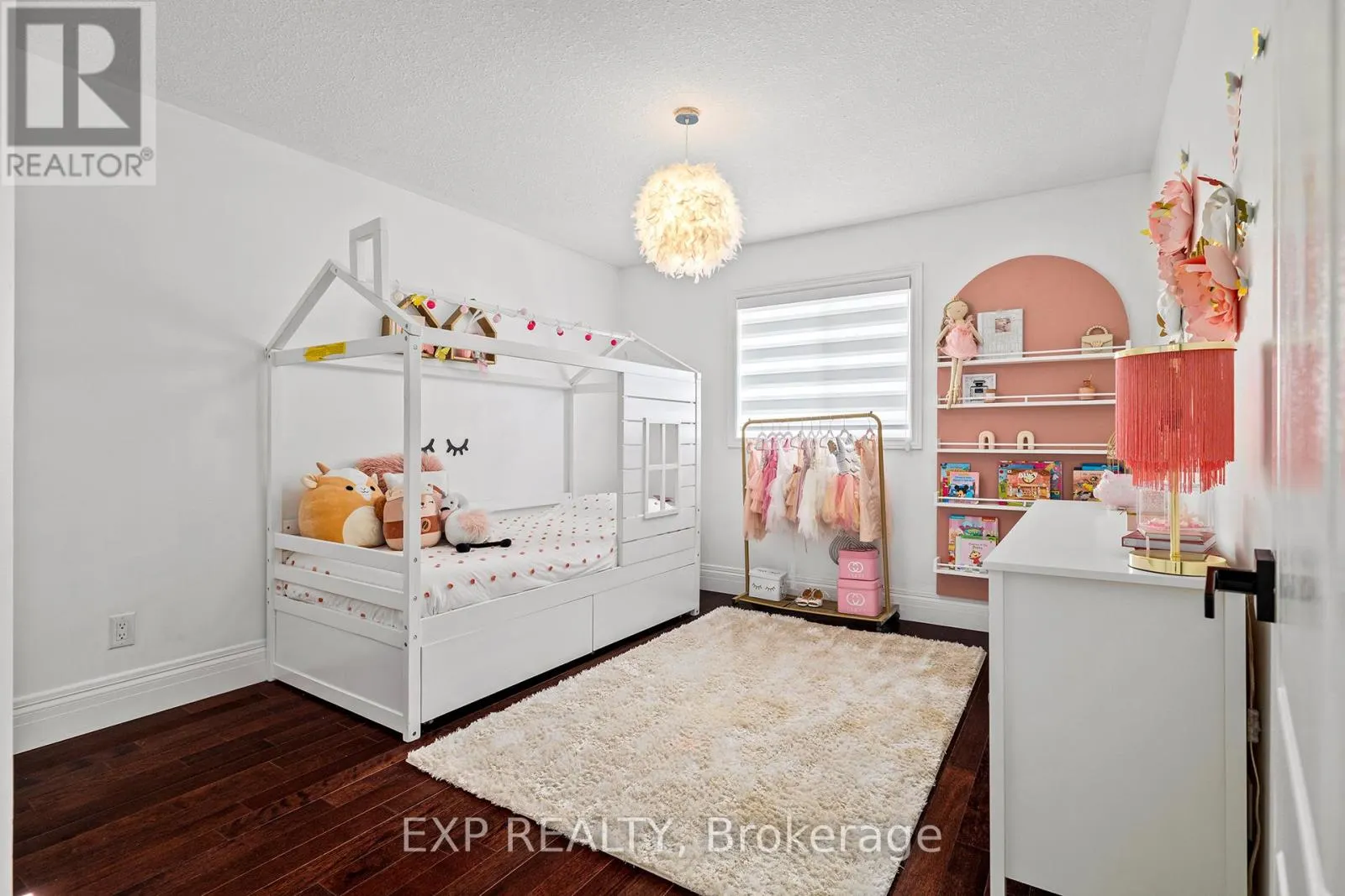 243 SIMS ESTATE DRIVE