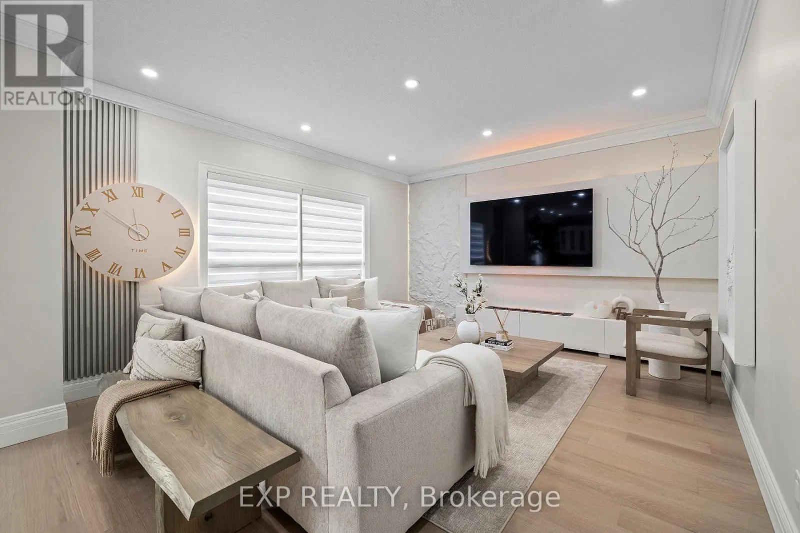 243 SIMS ESTATE DRIVE