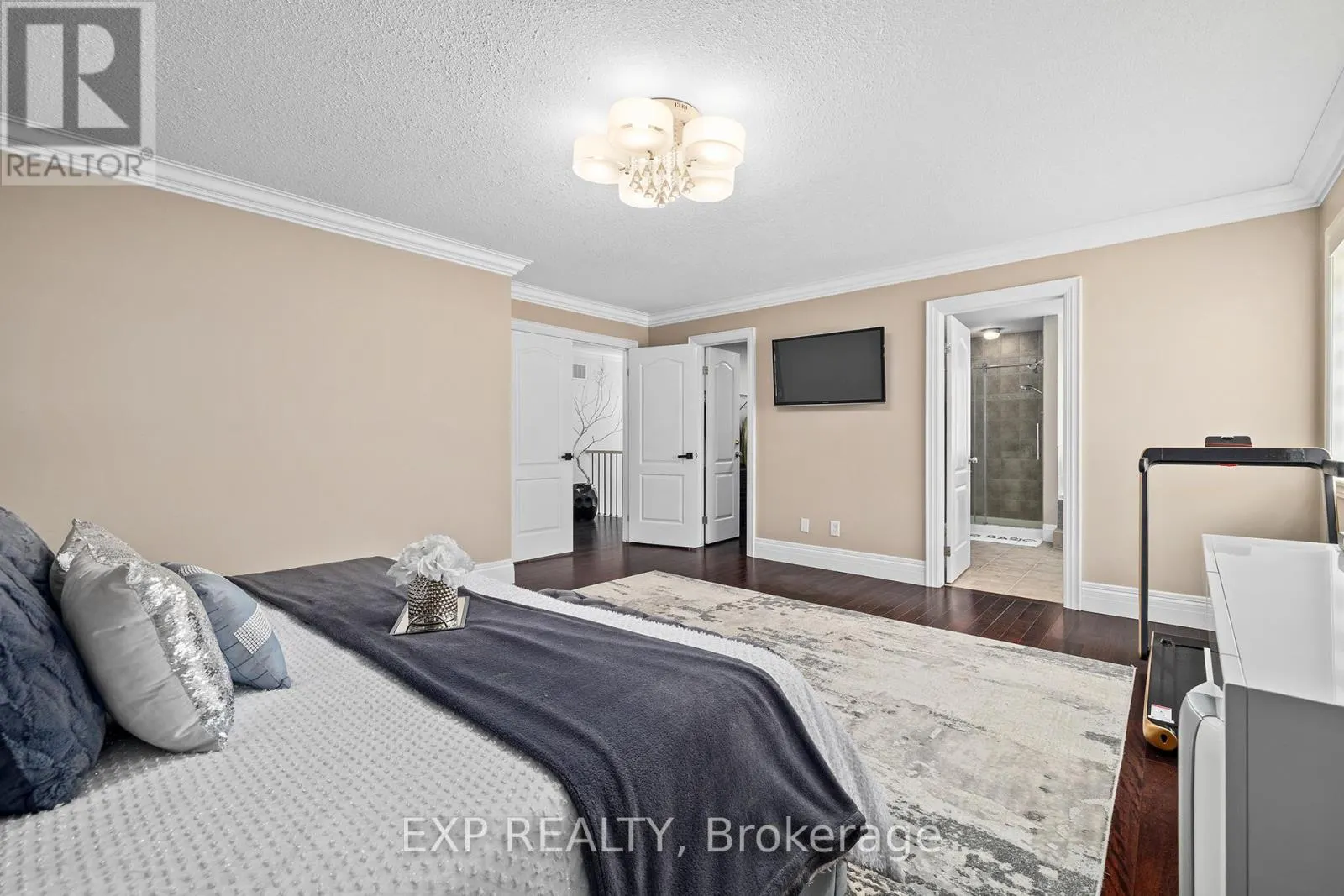 243 SIMS ESTATE DRIVE
