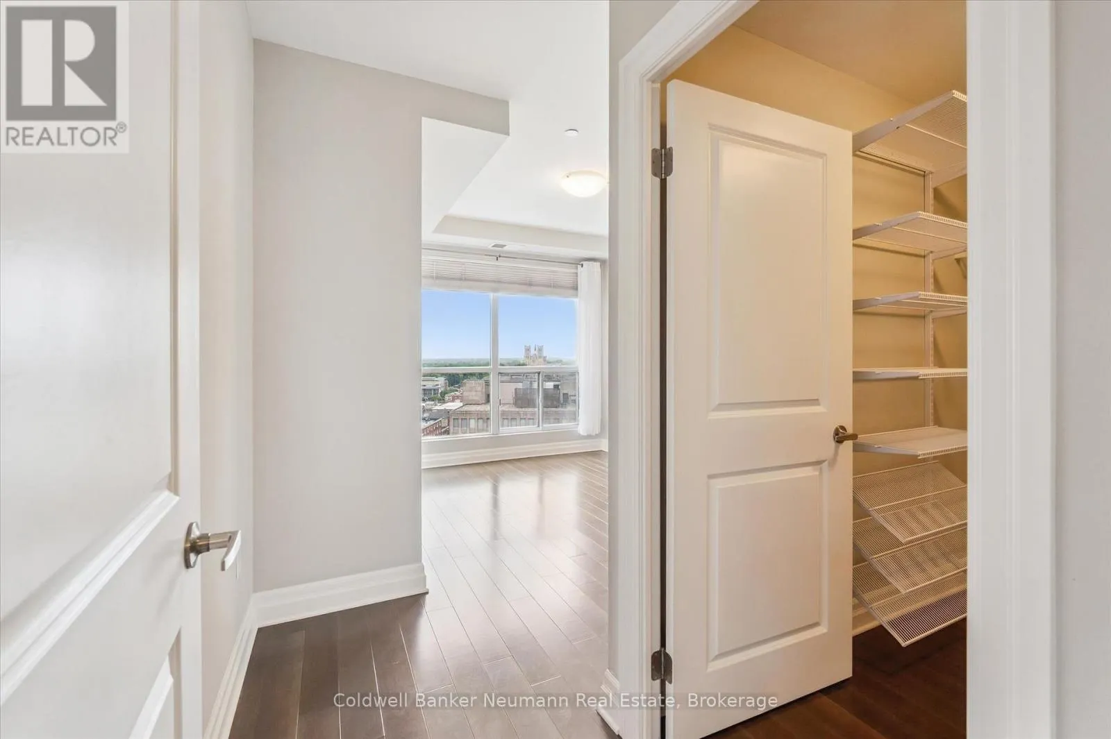 1408 - 160 MACDONELL STREET, #1408