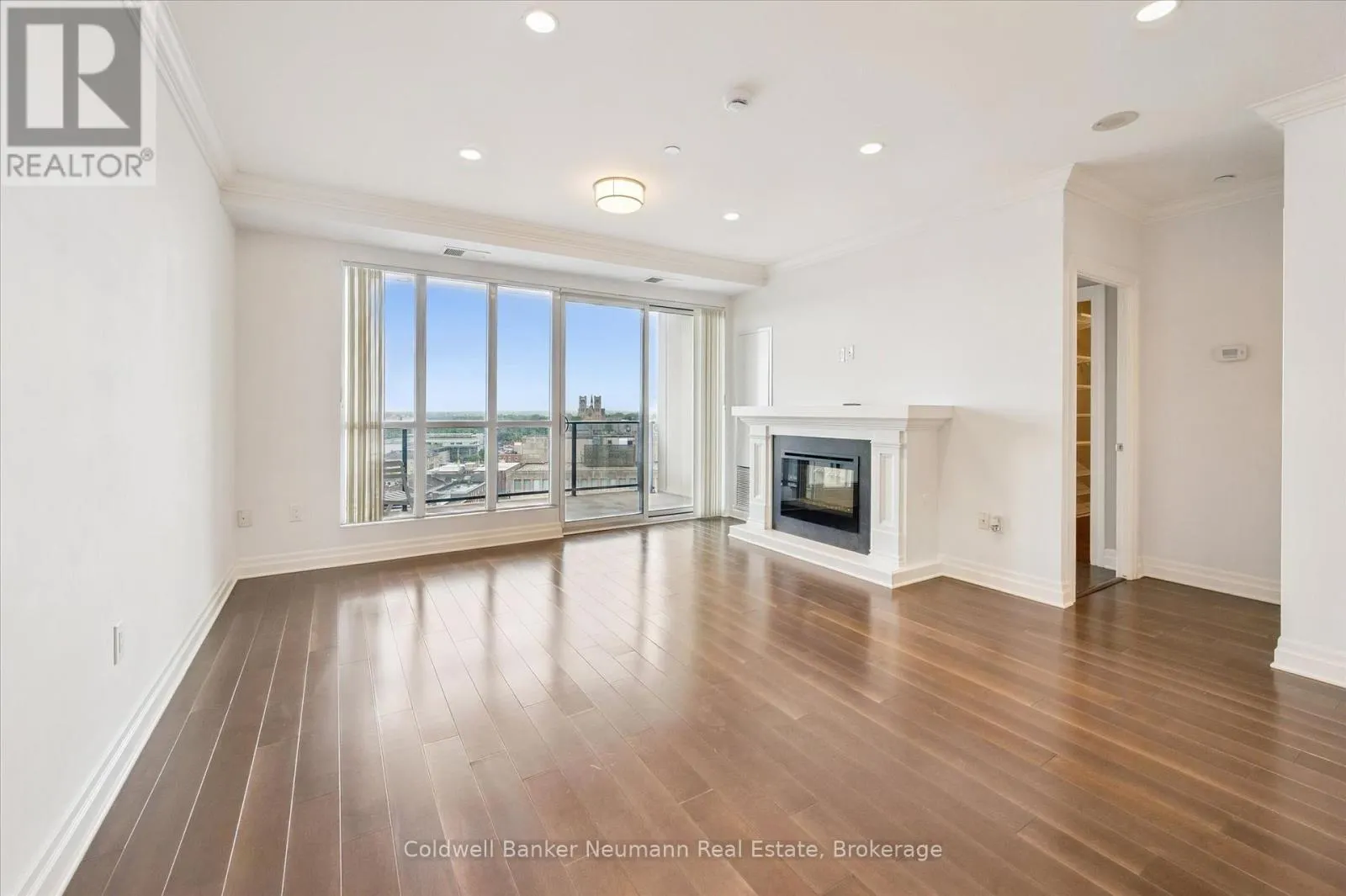 1408 - 160 MACDONELL STREET, #1408