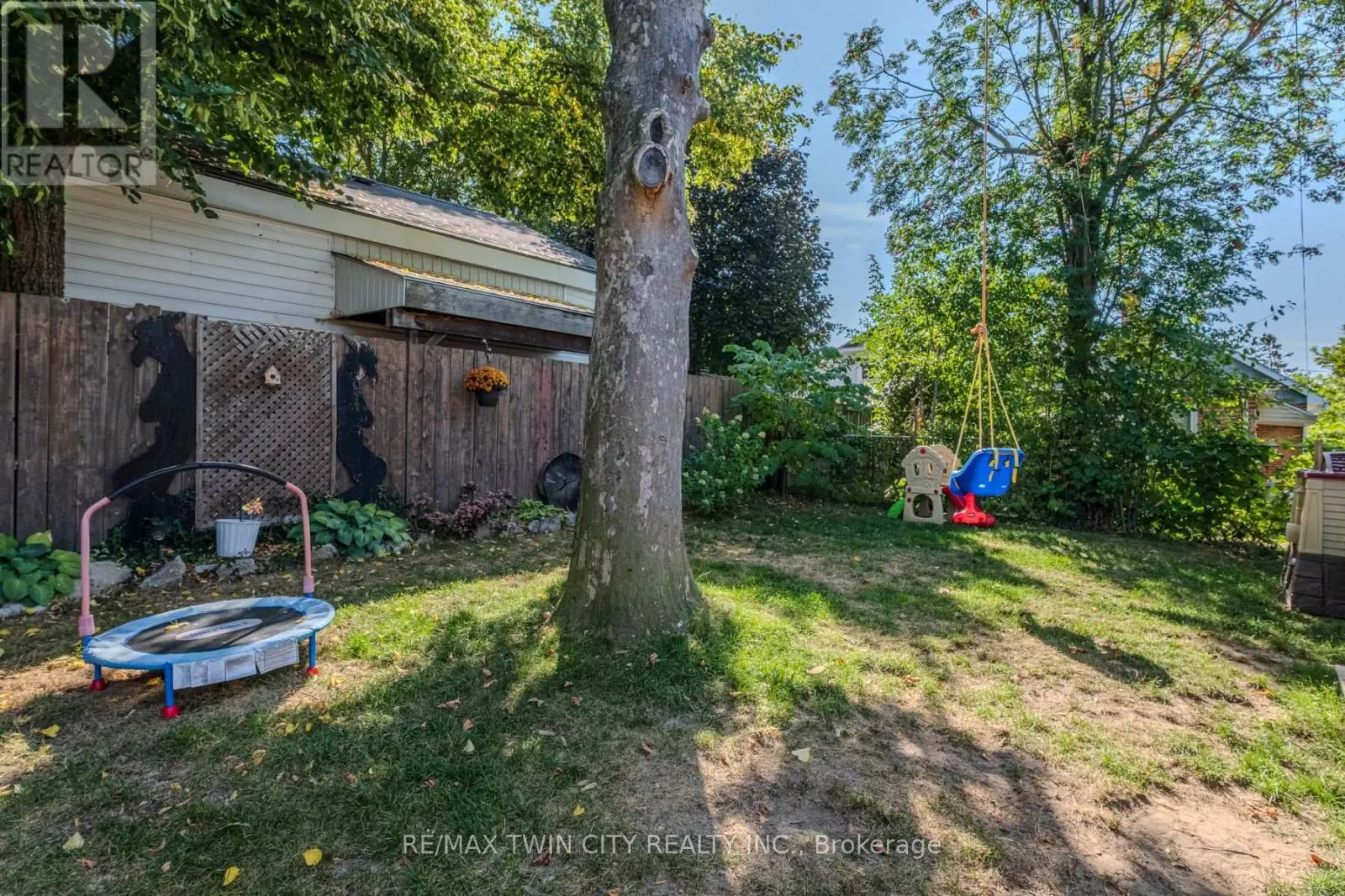 37 TWELFTH AVENUE
