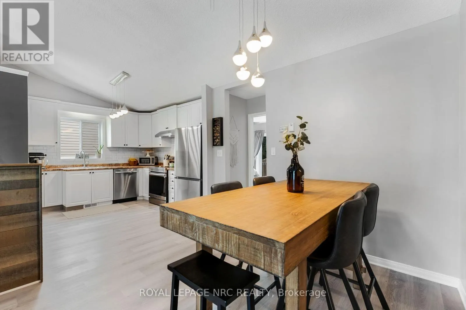 118 IDYLEWYLDE STREET