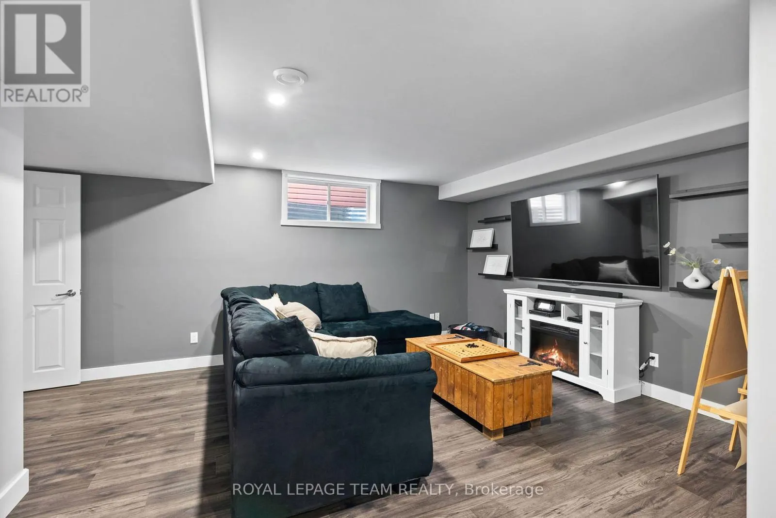 165 BONNYLEY CRESCENT