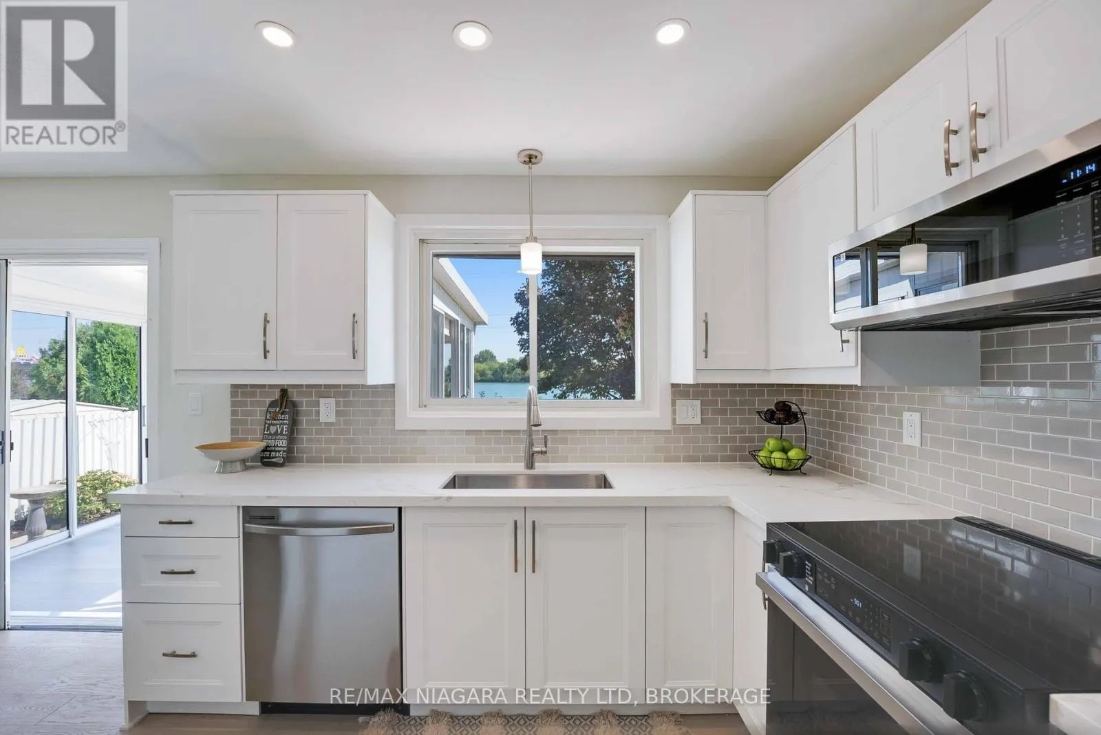 628 BUNTING ROAD