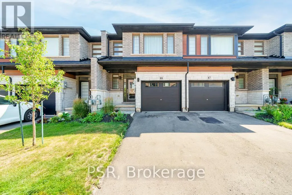88 - 120 COURT DRIVE