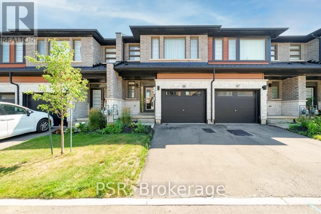 88 - 120 COURT DRIVE