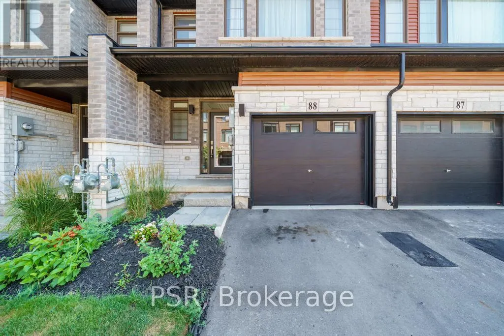 88 - 120 COURT DRIVE