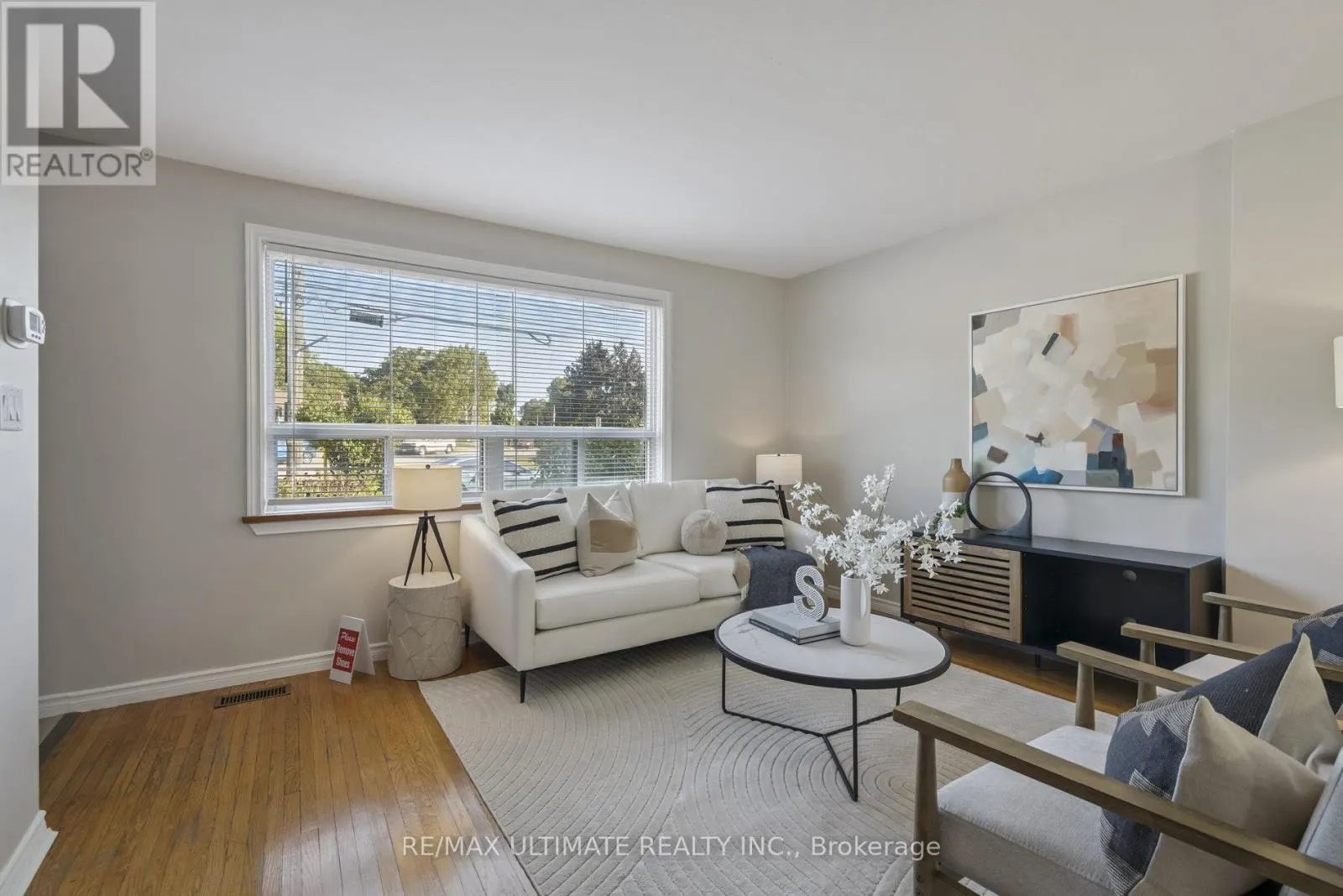 104 WAVERLEY DRIVE