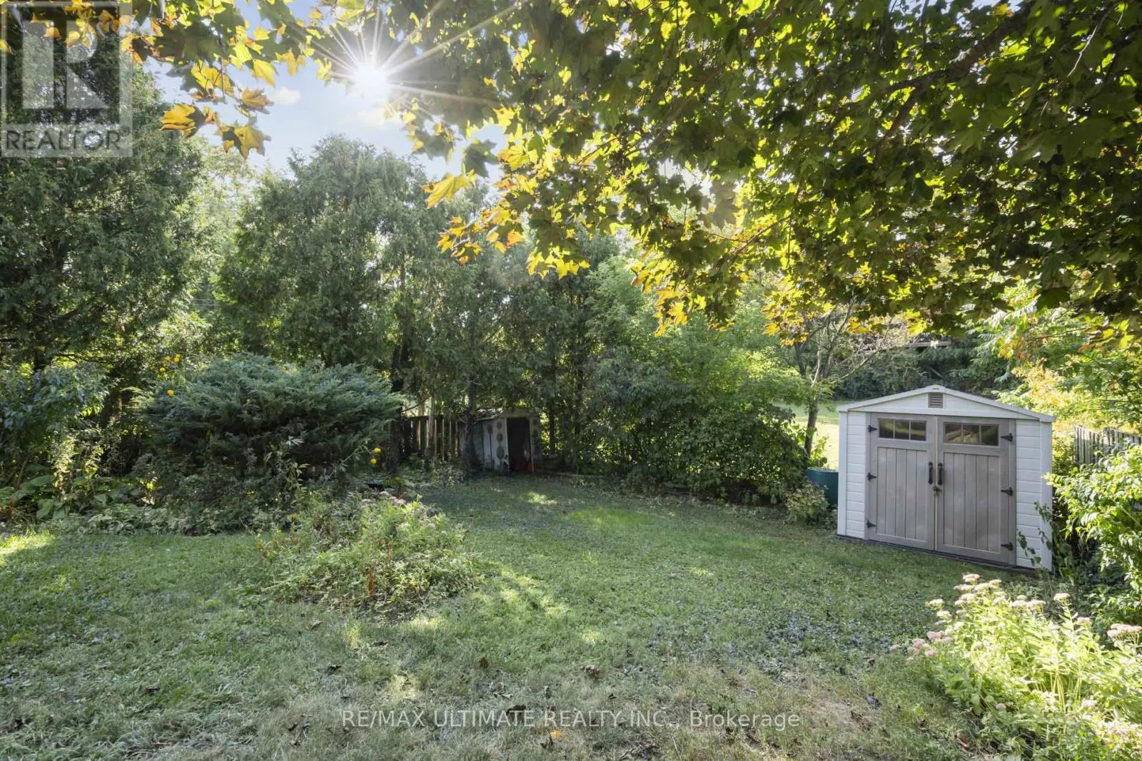 104 WAVERLEY DRIVE
