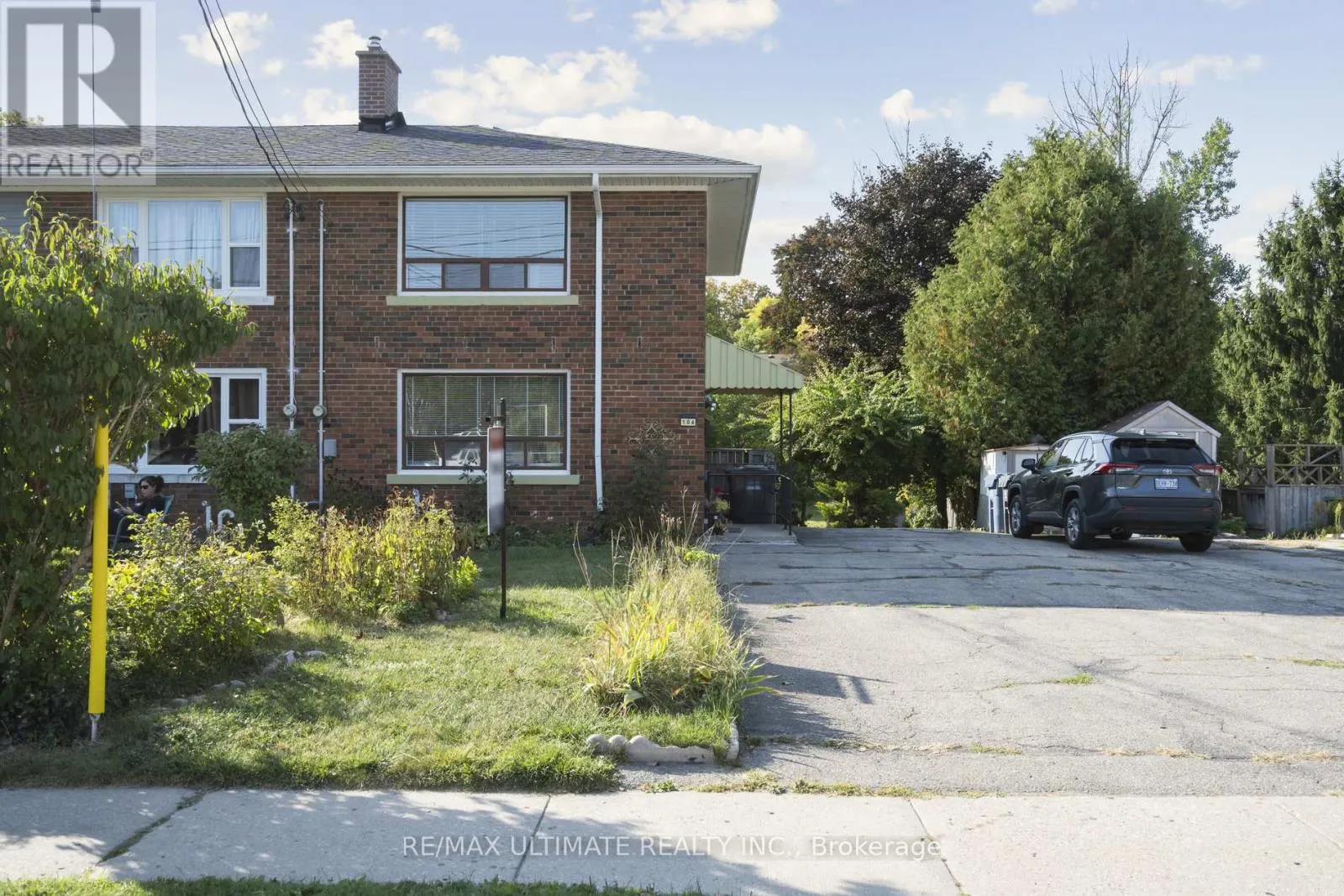 104 WAVERLEY DRIVE
