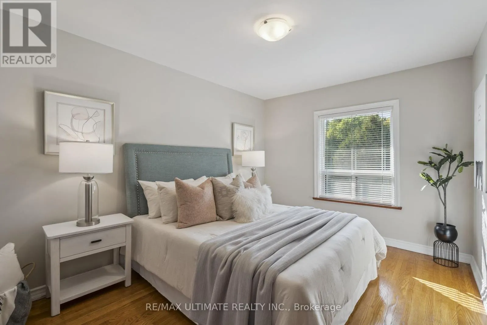 104 WAVERLEY DRIVE