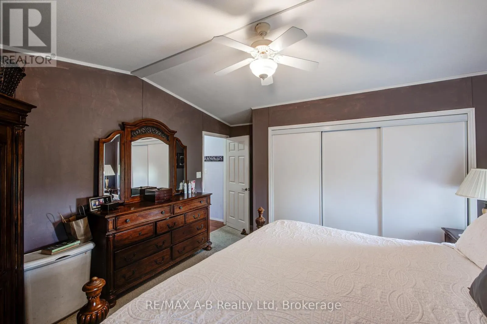 959 - 316489 31ST LINE, #959