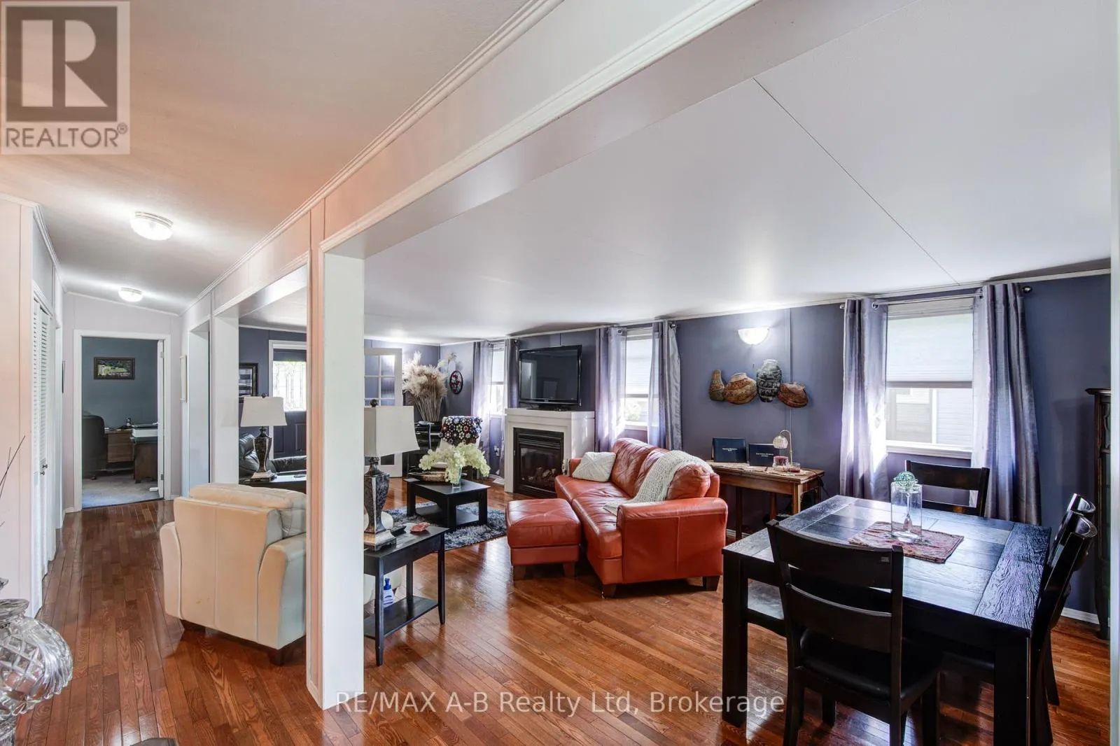 959 - 316489 31ST LINE, #959