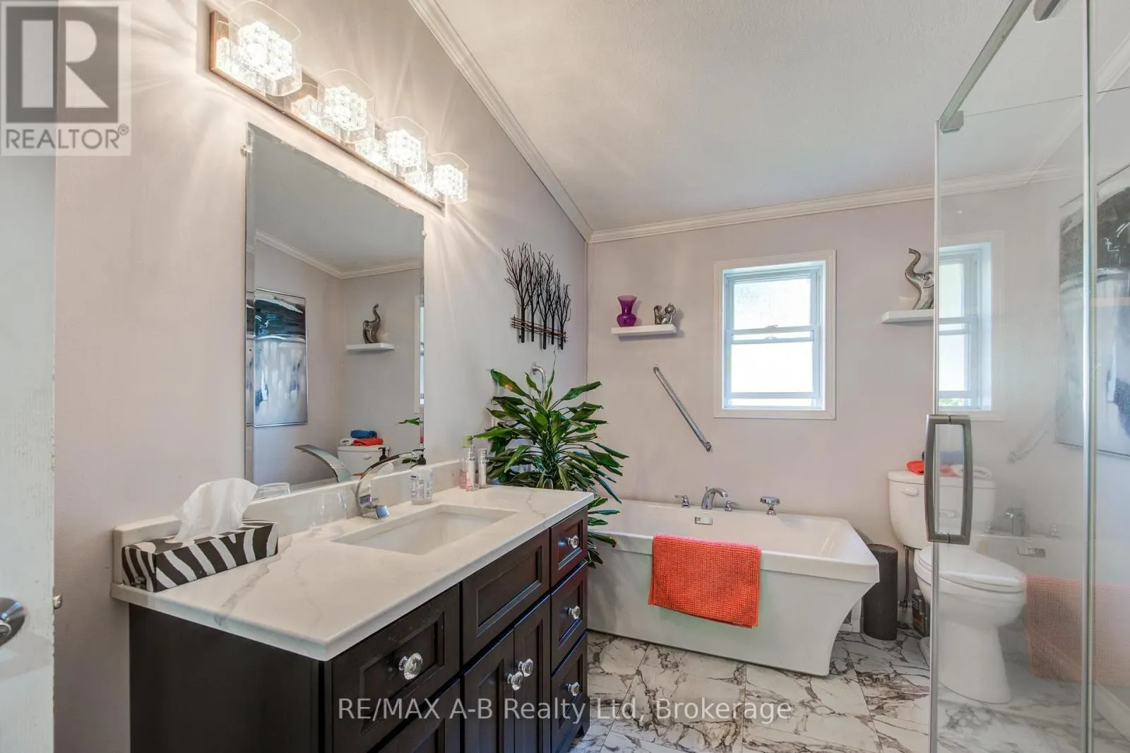 959 - 316489 31ST LINE, #959