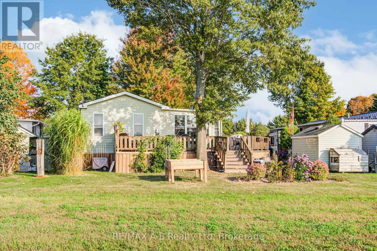 959 - 316489 31ST LINE, #959