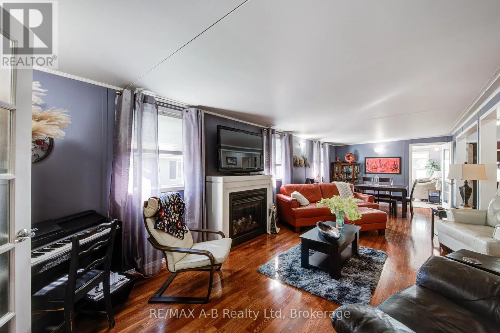 959 - 316489 31ST LINE, #959