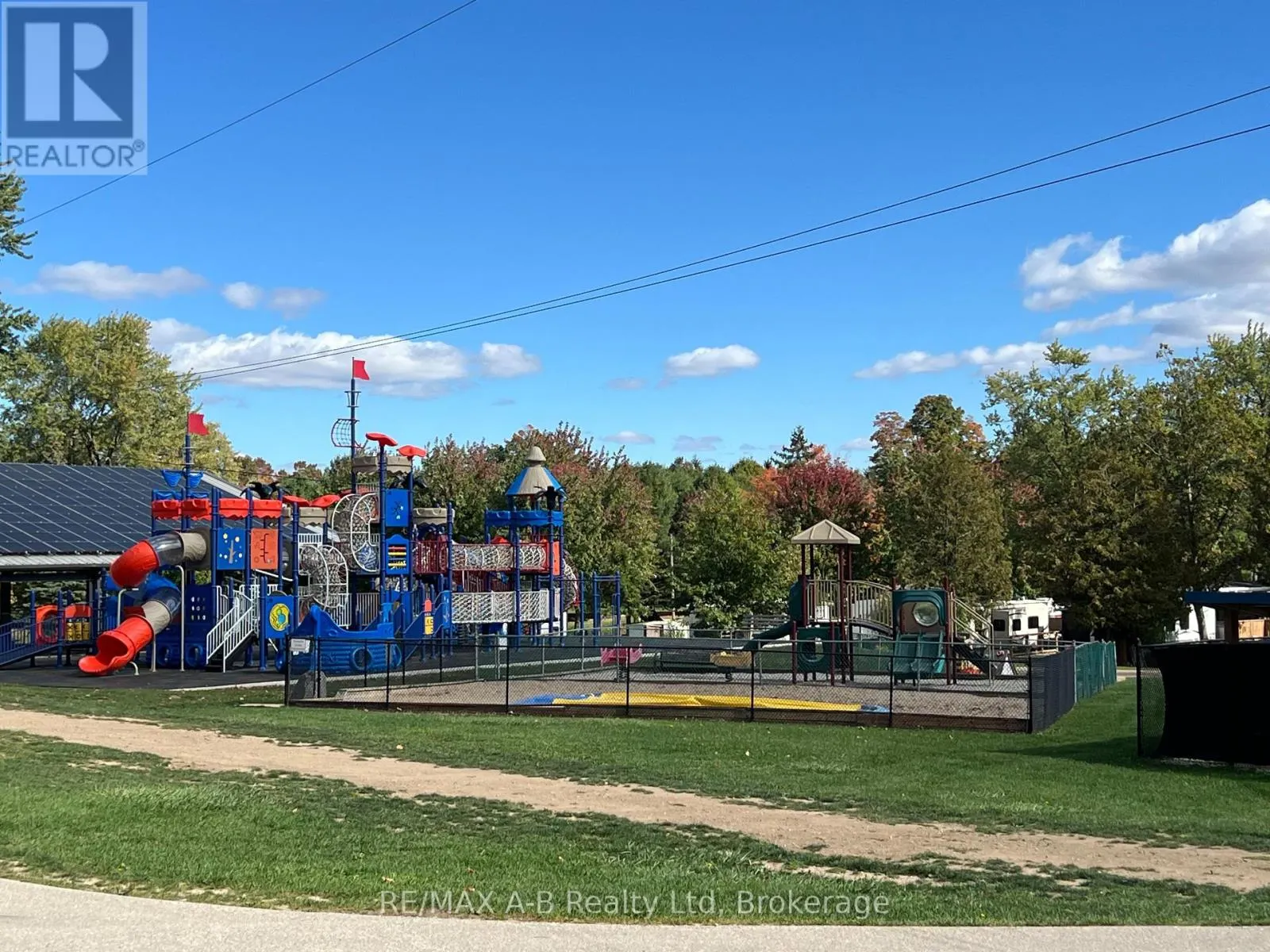 959 - 316489 31ST LINE, #959