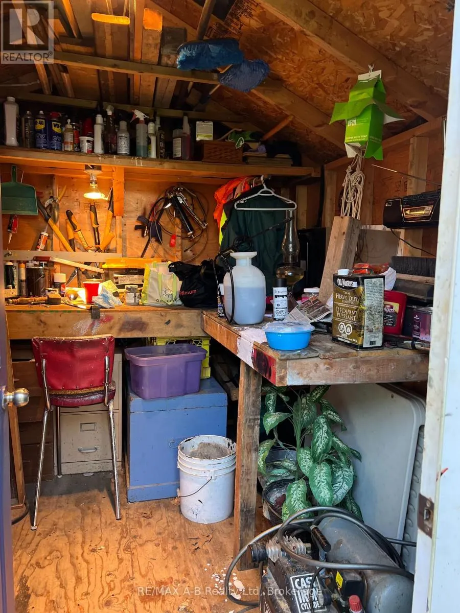 959 - 316489 31ST LINE, #959