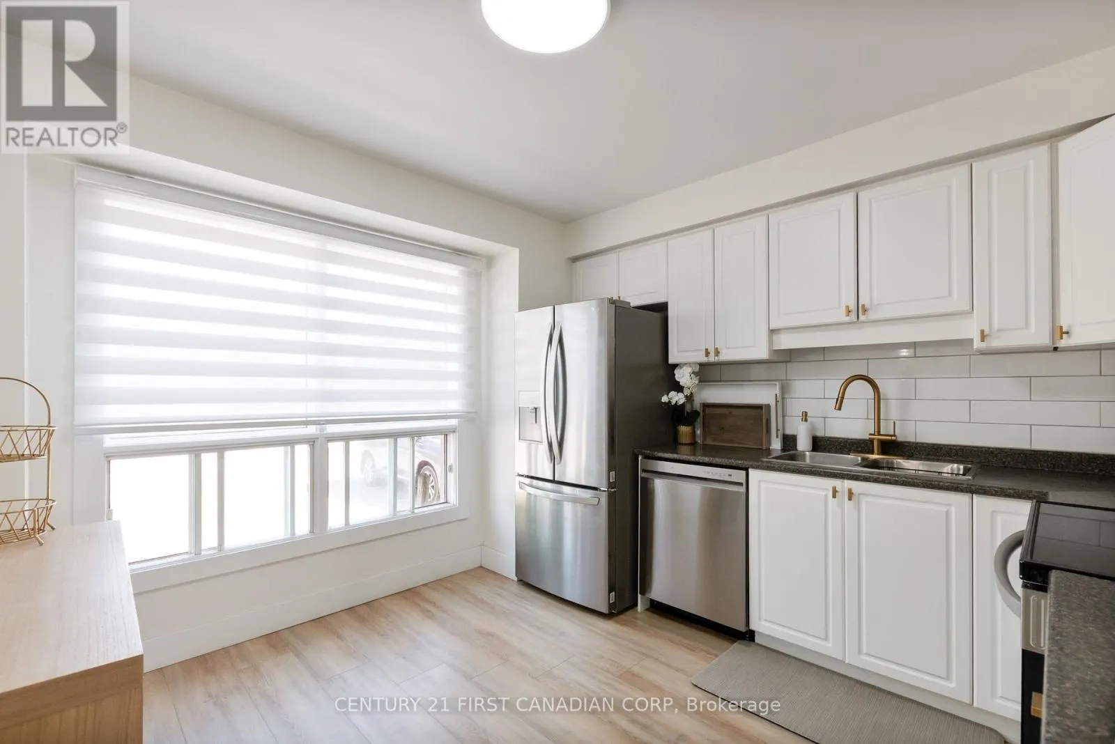 60 - 35 WATERMAN AVENUE, #60